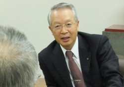 �u�s�v�c�Ȃ��ƂɂV�D�W�ł���E�v�ƌ��^���В�
