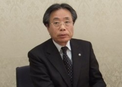 �u���N�͋��n��100���N�v�ƌ��L��ߕv����