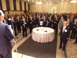 �ꎌ������ɎQ�������֌W�Җ�300�l