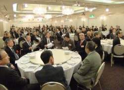 �F�{�w����ƌF��̓��F������ŊJ�����V�N��