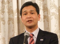 �u�F�{�炵���ɖ�����������v�ƌ��K�R�F�{�s��