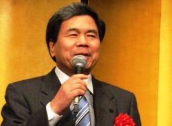 �u���܂��ƌo�ς͌F�{�̕󕨁v�ƌ�銗����v�m��