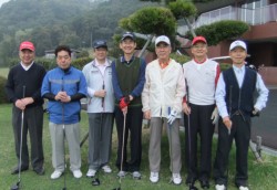 �S���t���ɎQ�������F���L�u�̉�̃����o�[