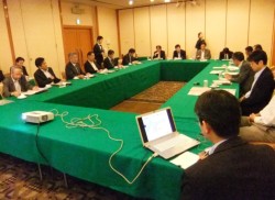 �^�c�ψ���19�l���o�Ȃ����o�ϓ��F��C���t������