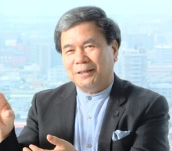 �u�P�O�O�N�ɂP��̃r�b�O�`�����X�v�ƌ�銗�����m��