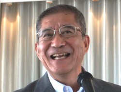 �V��ɓ��肵�A���A����i���F�{�������[�X�В�