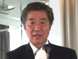 �u16�l�ň��h�N���u��ݗ������v�ƌ�鏬�}���