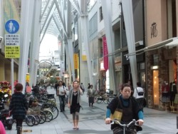 �V�䂪�����ۋT�����X�X�B�����s�̒��S���X�X