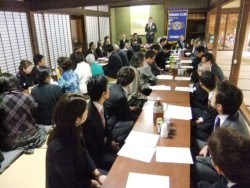 �א�@�ŊJ�����F�{�L���j�X�̉Ԍ����