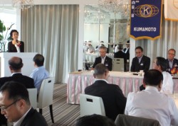 �א����q����(��)�̍u���𒮂��L���j�X�N���u���