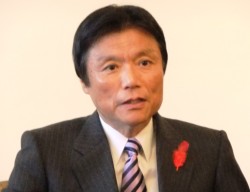 �u�O���[���A�W�A�헪��������𐄐i�v�Ə���m��