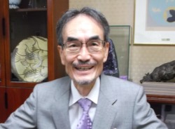 �u�V�ق̓����h�}�[�N�I�Ȃ��̂ɁE�v�ƌ�鉪�{�w��