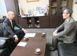 �j�`�a�̐A�c�В��ɋ��͂�v�����鉪�{�w��(�E)