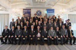 �L�O�B�e�ɉ�����F�{�L���j�X�N���u�̉��