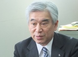 �u�F�{�Ζ���6�N�Ԃ�ł��v�ƌ��{����Z��