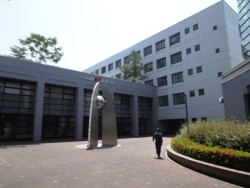 �F�{�s���挎�o3���ڂ̌F�{������w