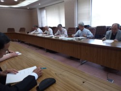 11�l���o�Ȃ����u����̉�E�����c