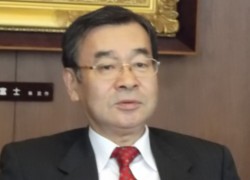 �u�o�험�v��390���~�̌����݁E�v�ƌ��v�ۓc����