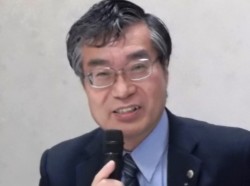 �u�X���o���ŌF��t�H�[�������J���Ă����v�ƌ��J���w��