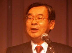 �u�i�C�͏����Ɋg���E�v�ƈ��A����v�ۓc����