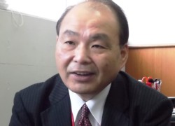 �u��B�ɂ͒��c�ǂ�2500�ǂ���v�ƌ�间�E��B�x�В�