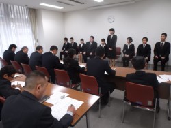 ���܂��ƌo�ς̗̍p�������(�s�����)