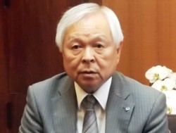 �u�g���ƐӔC�̏d�����q�V�q�V�����Ă���v�ƌ��͑��В�