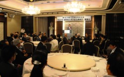 �����53�l���o�Ȃ����F�{�w����o�ϓ��F��̑���