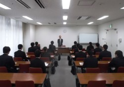 �󌱐���O�Ɂu��ЊT�v�v��������鏼���ו�(����)