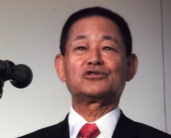 �u�l���͊��ӁA���ӁA���ӁI�v�ƌ����c�Z�����