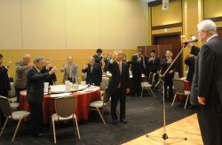 �ڍ��F�{�w���������̉����Ŋ��t����u�����