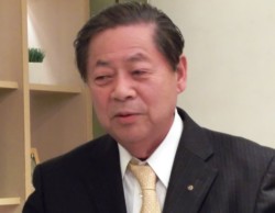 �u�F���ꎟ��W��400�l���鉞��v�ƌ��Z�i�