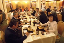 ���Z����30�l���o�Ȃ����F���O�ҍ��k��(��y)