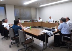 �F�{�w����w������E�u����̉�����c