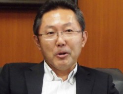 �u���N�őn��70���N���}����v�ƌ�锼���p���w��