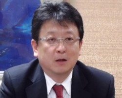 �u��������2��5000�l�𒴂����v�ƌ��吼��j�s��