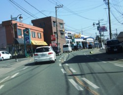 ���݂�2�Ԑ�����4�Ԑ��Ɋg�������؎R���X�X���