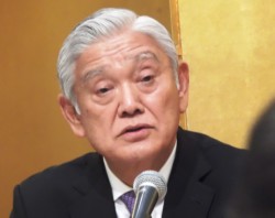 �u�n���I�����𐬂�������K�v������v�ƍb���\����