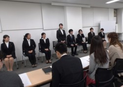 �ӂ������o�ς̑�Q��̗p����(�Q���ʐډ��)