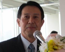 �u�S�����Ɍ����ăx�X�g��s���������v�Ɗ}�����