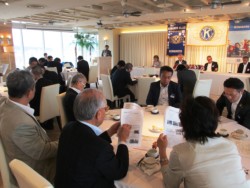 ���43�l���o�Ȃ����F�{�L���j�X�N���u7�����{���