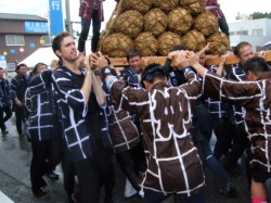 �u�ĕU�̐_�`�v��S���O���l�璇���̎�҂���