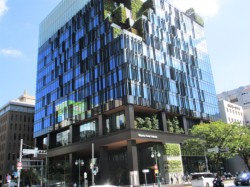 �A�����w�}�����O�ɃI�[�v������u�s�z�e�������v