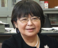 �u���w�̐��_��厖�ɏ����̊�����v�ƌ��R�p�w��