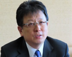 �u�s�S���̍Đ���F�{��𐮔��v�ƌ��吼��j�s��