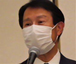 �u�F�{��ǂ����邽�߂Ɋ撣�肽���v�Ɗ}���c�v����s����