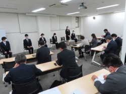 ����吶�Ȃ�8�l�̊w�����󌱂����u�ӂ������o�ρv�̗̍p����