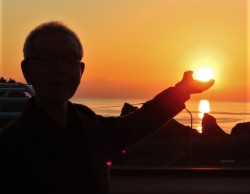 ���V�i�C�ɒ��ޗ[�����u��Ɏ��߂�v�f�W�J���E����