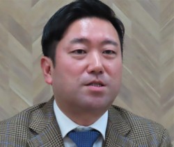 �u�V�{�ЂɃO���[�v���3�Ђ��W�񂷂邱�Ƃ��o�����v�ƌ����VCEO