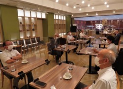 OK[fzeF{ŊJ܂ƌoρEk